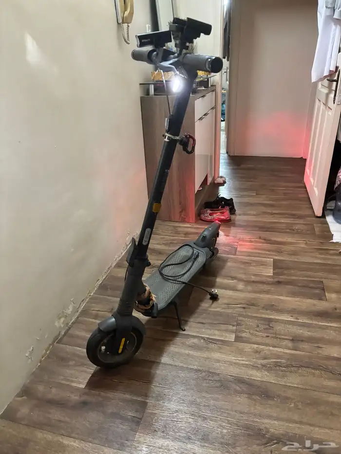 سكوتر ninebot maxG2 الأصلي 2