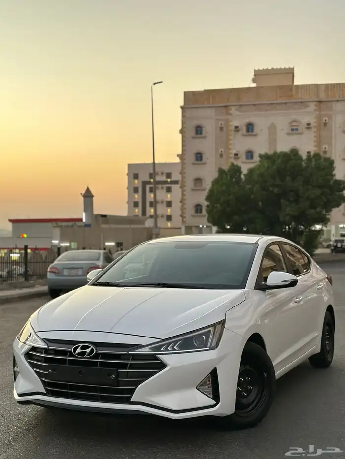 اللنترا وارد كوريا بنزين 2020 14