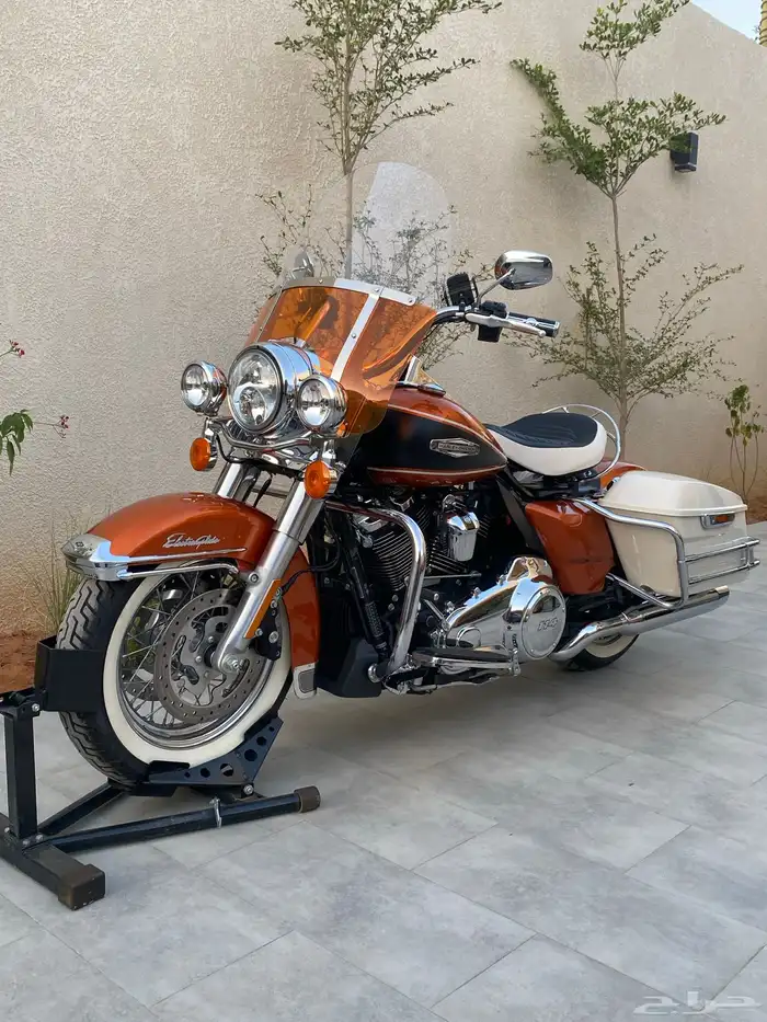 للبيع هارلي Highway King 2023 19