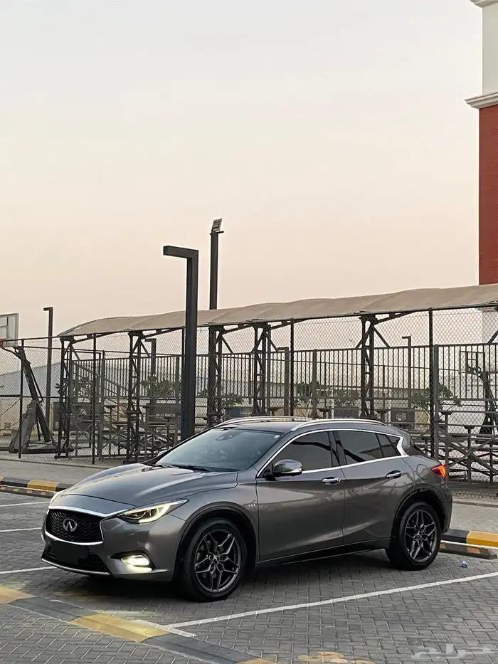 انفنتي Q30 2018 نظيفة جد ا 1