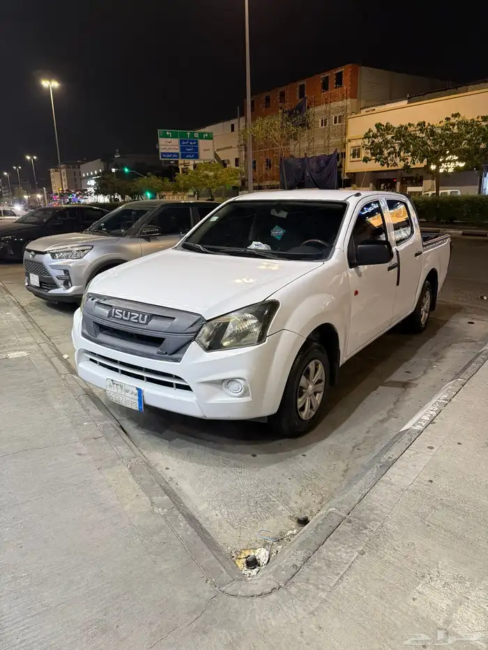 ايسوزو 2019 دي ماكس 0