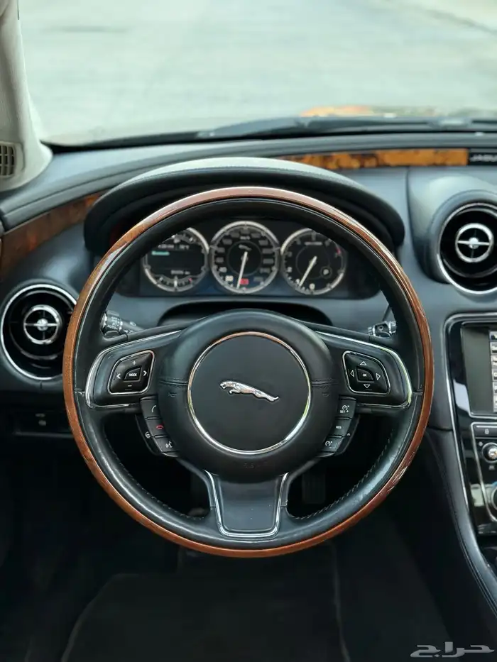 JAGUAR XJ L 2015 33