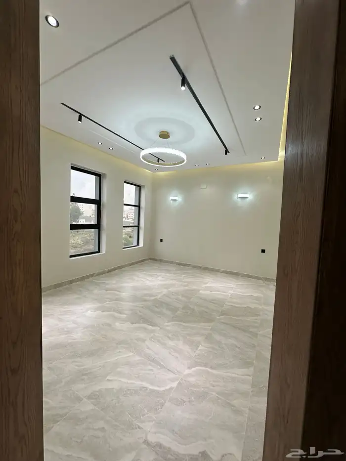 للبيع شقق تمليك ارضي و علوي مع سطح و مصعد ابها البديع 8