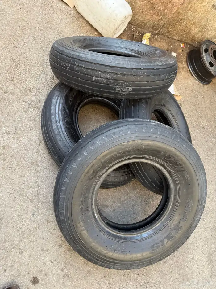 اربعه كفرات بوالين مكسس فتنامي شبه الجديد مقاس 16-900 7