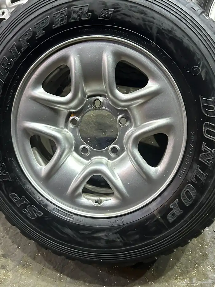 جنوط ديازل جيكس اصلي مع كفرات دنلوب لبنه وكاله مقاس 17 11