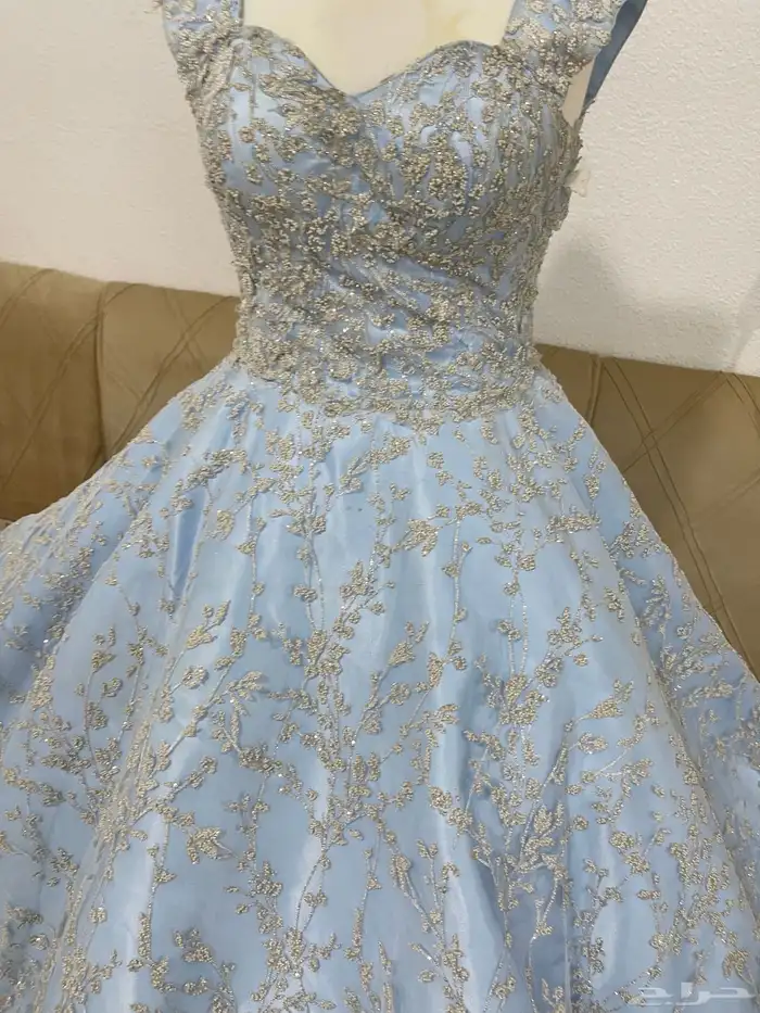 فستان ملكه للبيع 0