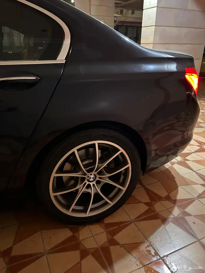 بي ام 730 Li للبيع نضيف 3