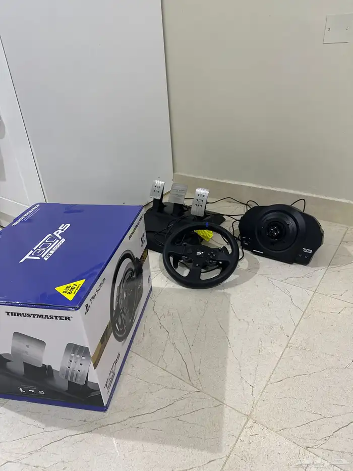 للبيع طاره T300 تشتغل على البي سي والسوني 4