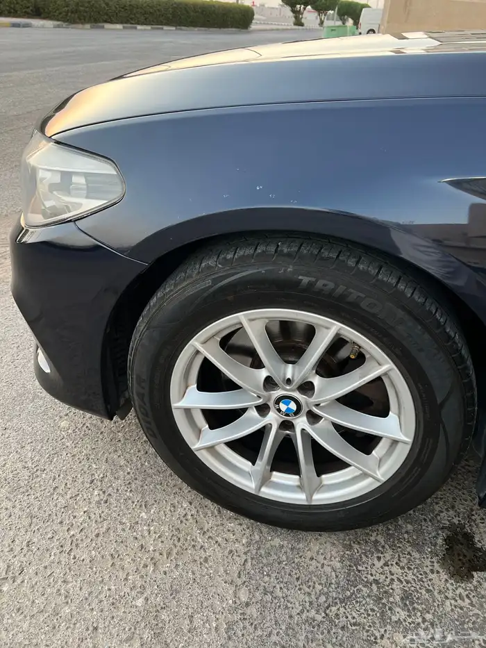 بي ام دبليو 520i موديل 2019 4