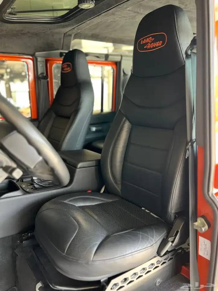 ديفندر 110 قير اوتوماتيك - LAND ROVER Defender 110 5