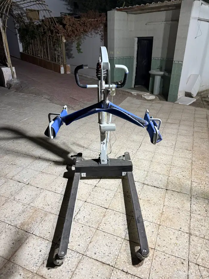 رافعه لذوي الهمم وطريحي الفراش طبيه 0