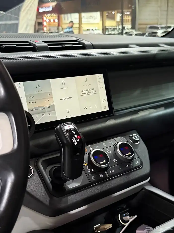 ديفندر 2020 فئة HSE V6 لدى معرض(عبيد الرشيدي) 31