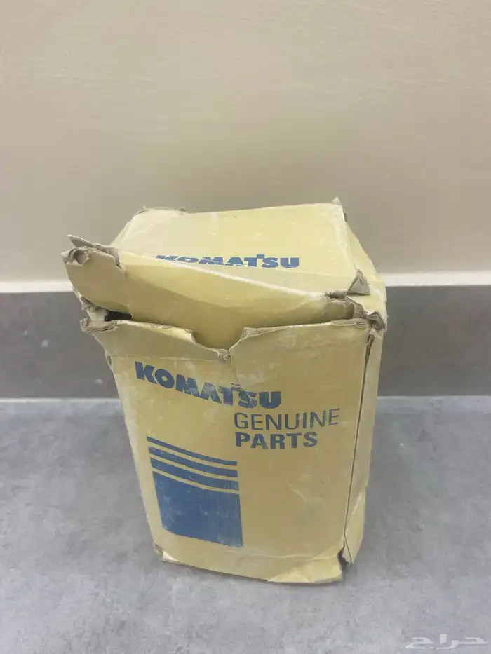 فلتر زيت حقة معدات كبيره جديده أصلي 7