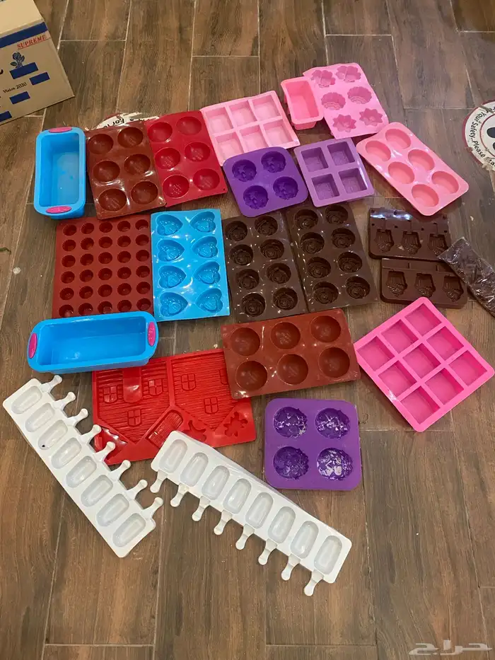 قوالب سيلكون لصناعة الصابون والشموع 1