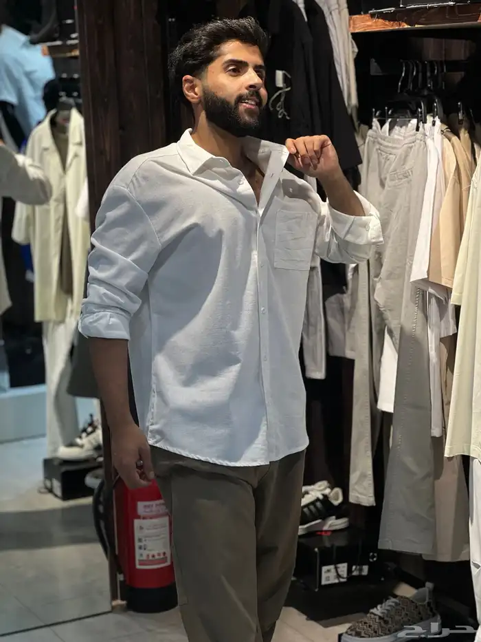 مودل  ممثل  مقدم مناسبات ومذيع   محاور بودكاست 7