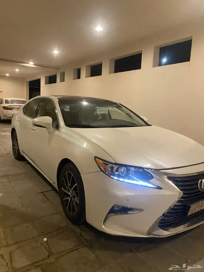 لكزس 2016 ES350 فل كامل تحمل لوحه مميزه 2