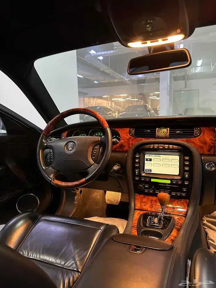 جاكور XJ ماشي 35 الف - 2006 13