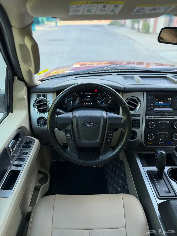 Ford Expedition XLT 2016 30