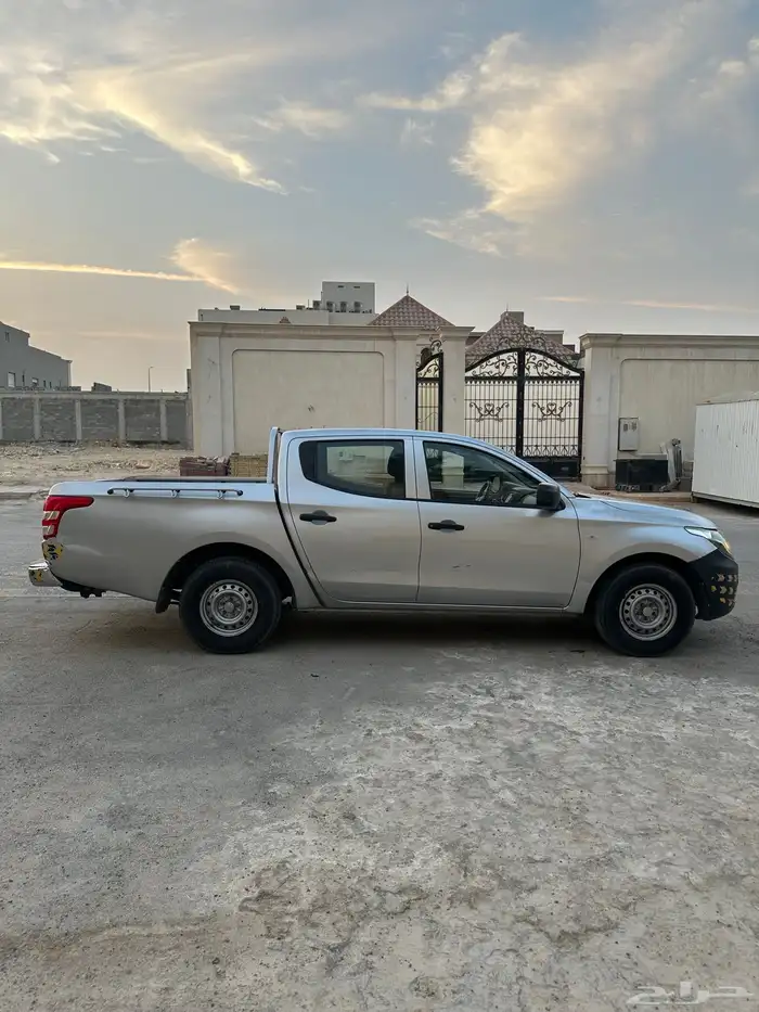 مستبيشي L200 بنزين 6