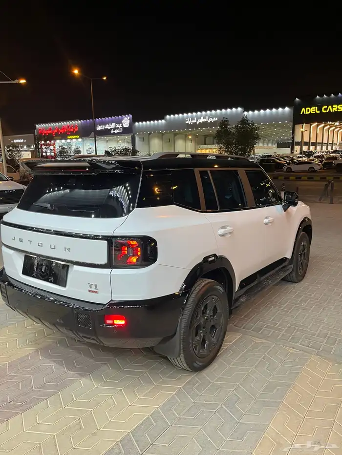 جيتور T1 لاكجري 2025 سعودي 12