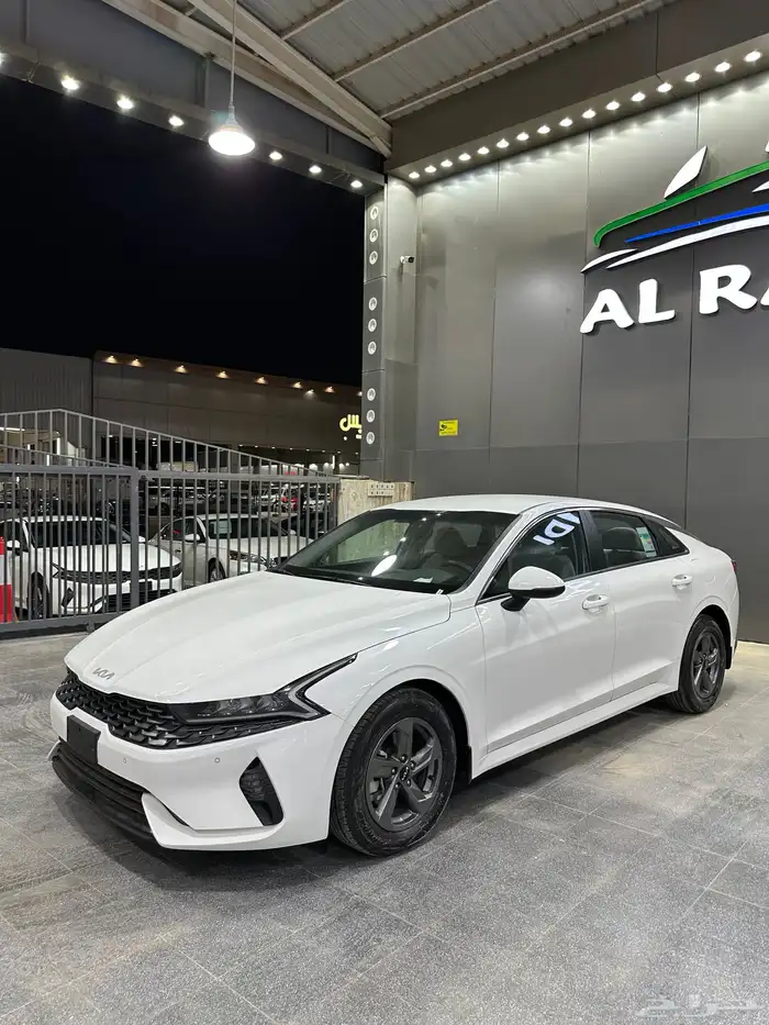 كيا K5 2022 لؤلؤي محرك كبير 2.5 لدى معرض(عبيد الرشيدي) 14