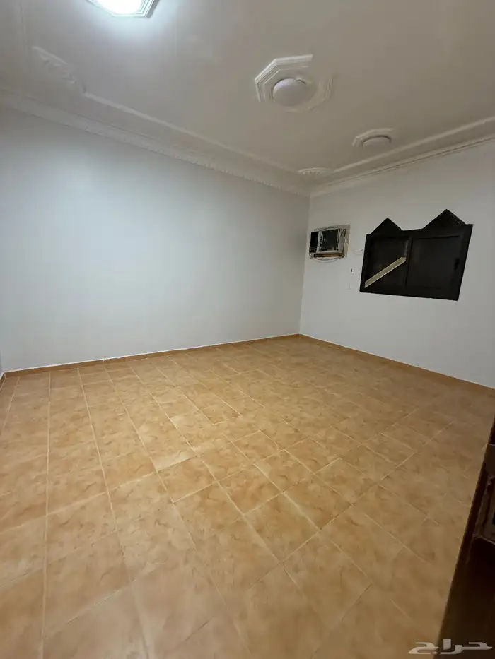 للايجار السنوي شقة بحي القدس 3