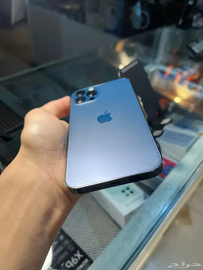 ايفون 12 برو بحالة الوكالة 3