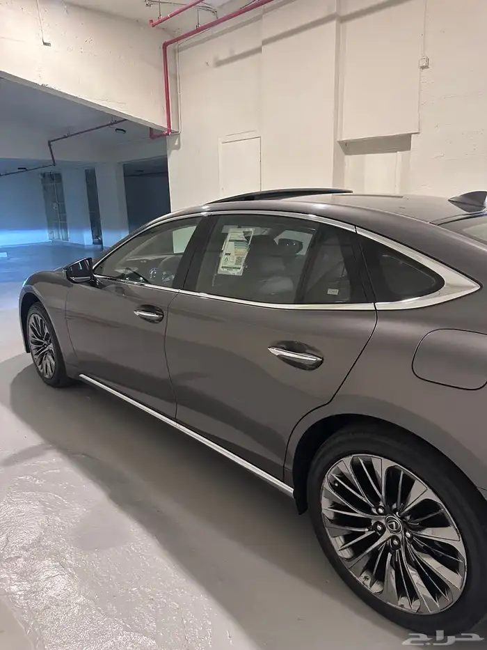 لكزس LS350 6