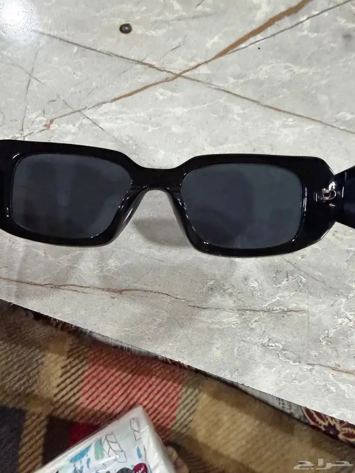 نظارة برادا 0