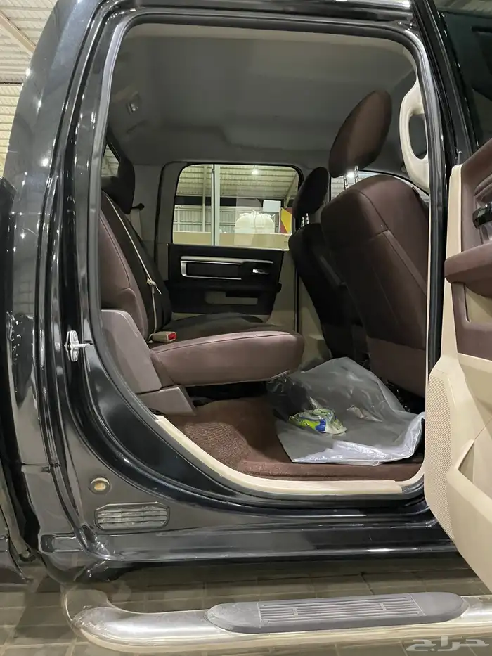 دوج رام 2017 هيمي غمارتين (بنزين)5.7L 23