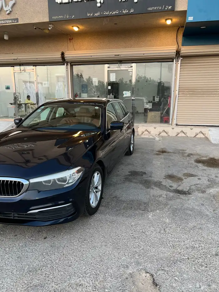 بي ام دبليو 520i موديل 2019 16
