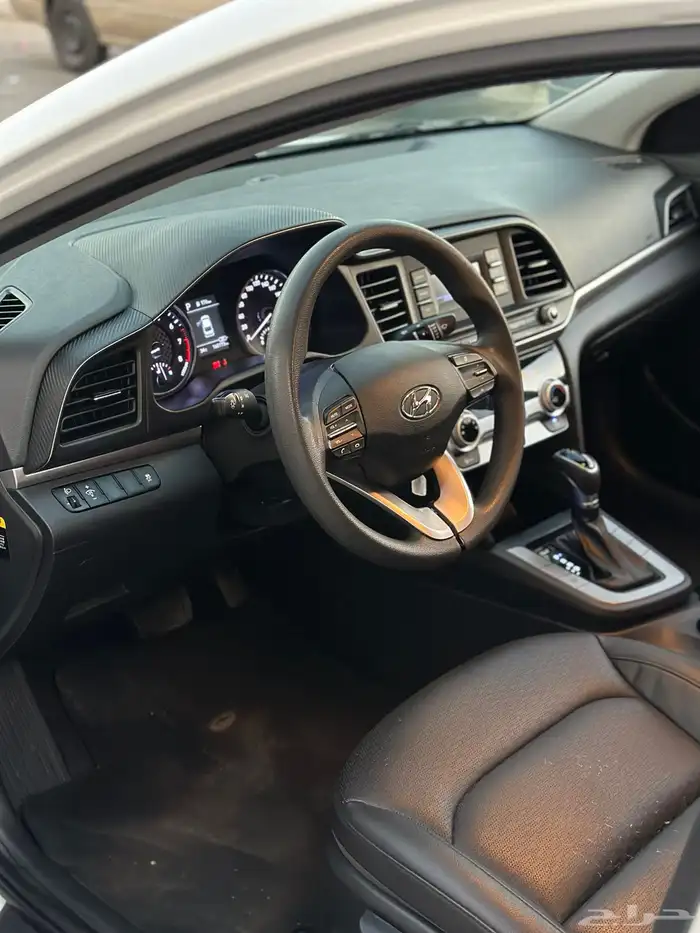 اللنترا وارد كوريا بنزين 2020 32