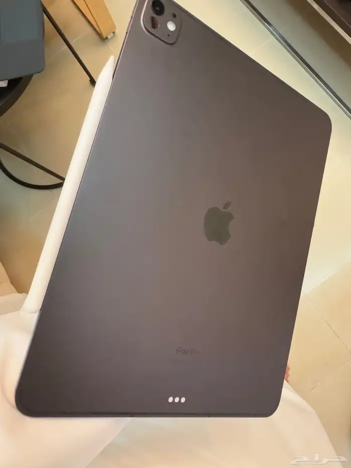 ايباد برو 13 M4 2