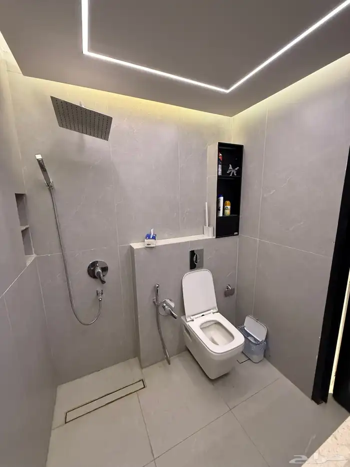 شقة فندقية مؤثثه اطلاله بانورامية بجوار المركز المالي KAFD 19