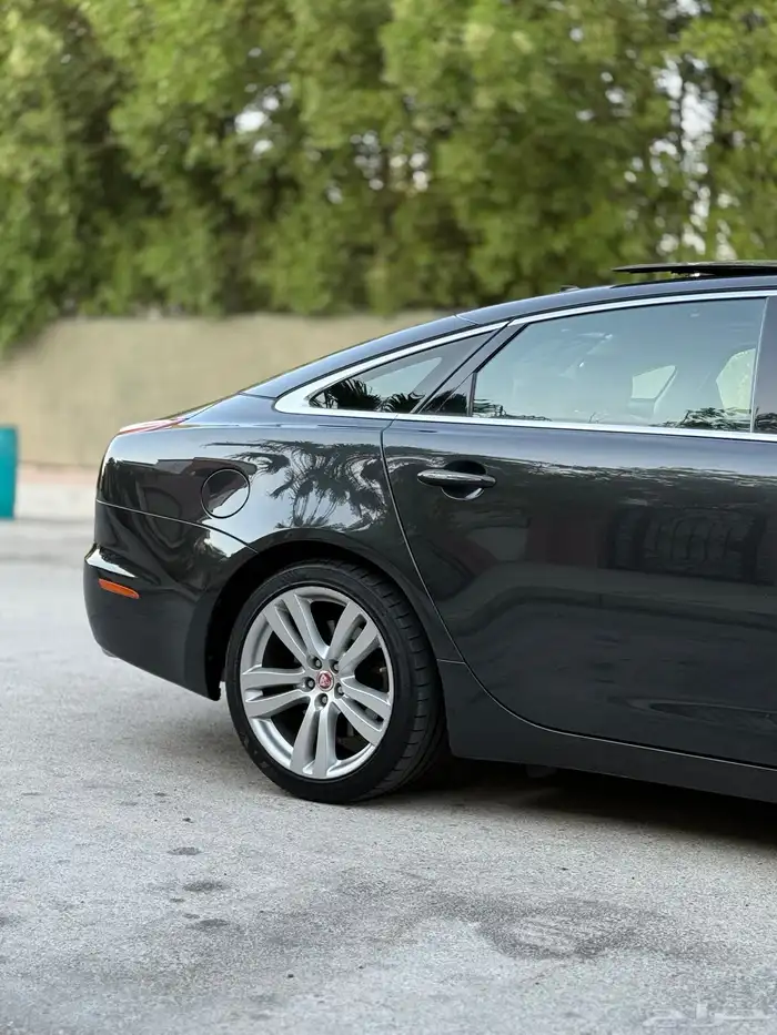 JAGUAR XJ L 2015 8