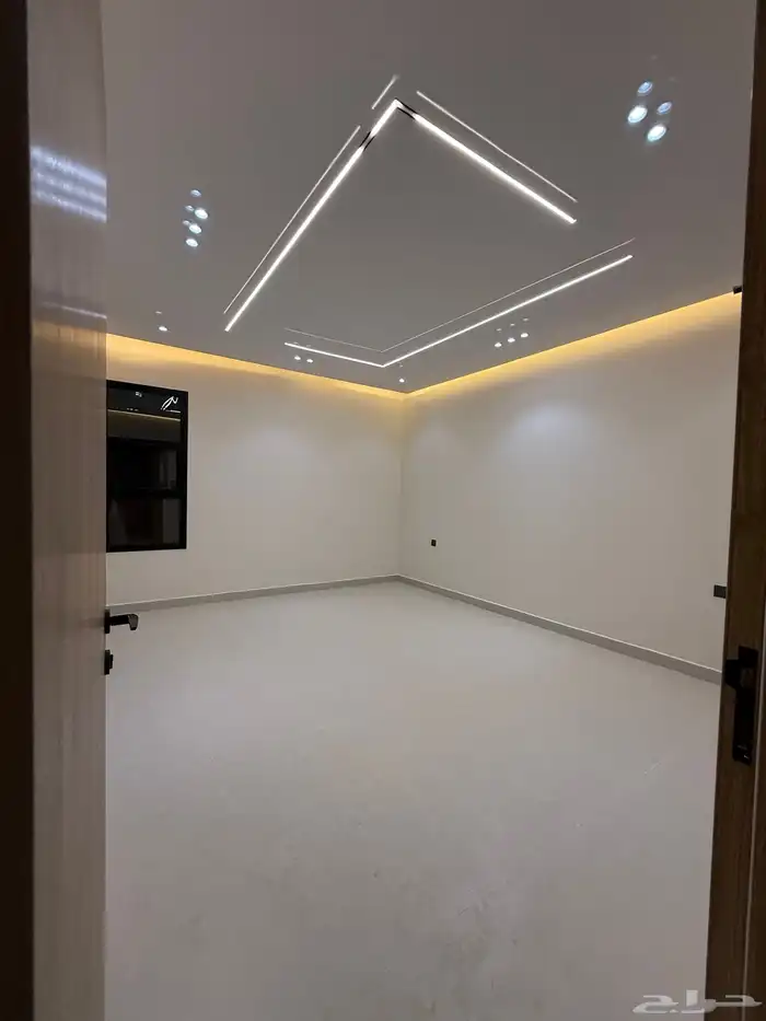 دور للبيع حي الشروق بالمربع الذهبي يمين فاخر شغل شخصي 35