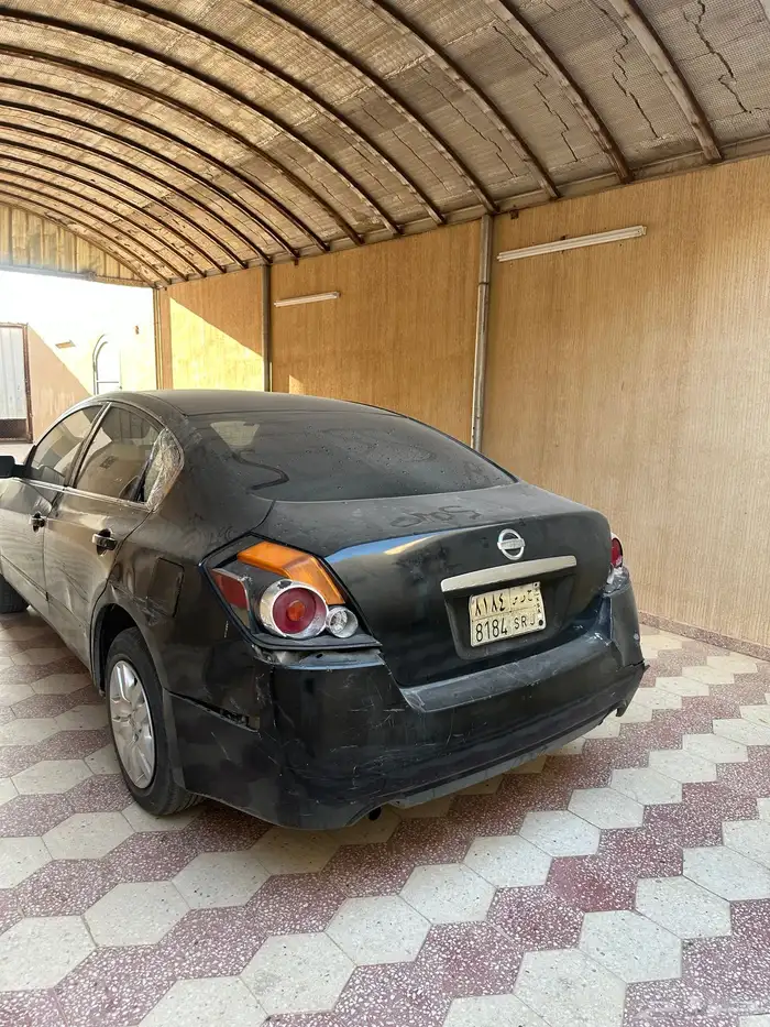 نيسان التيما 2009 1