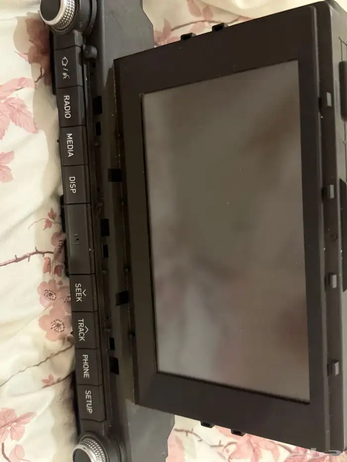 شاشه سياره جديده استخدام كم شهر وبذمه 0