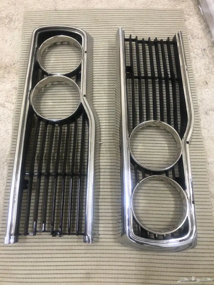 شبك أمامي هايلكس 75-78 كلاسيك تايلندي 1