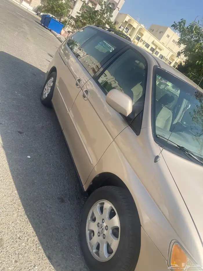 للبيع سيارة هوندا اوديسي 3