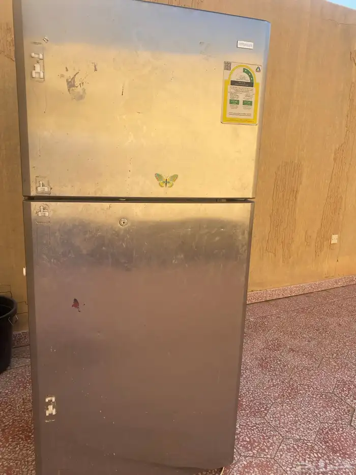 ثلاجه للبيع 3