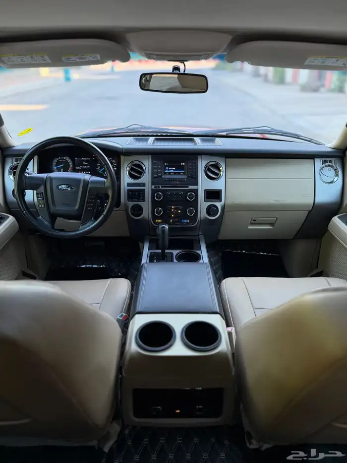 Ford Expedition XLT 2016 27