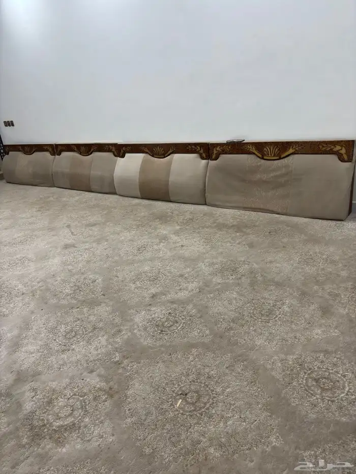 للبيع مساند 0
