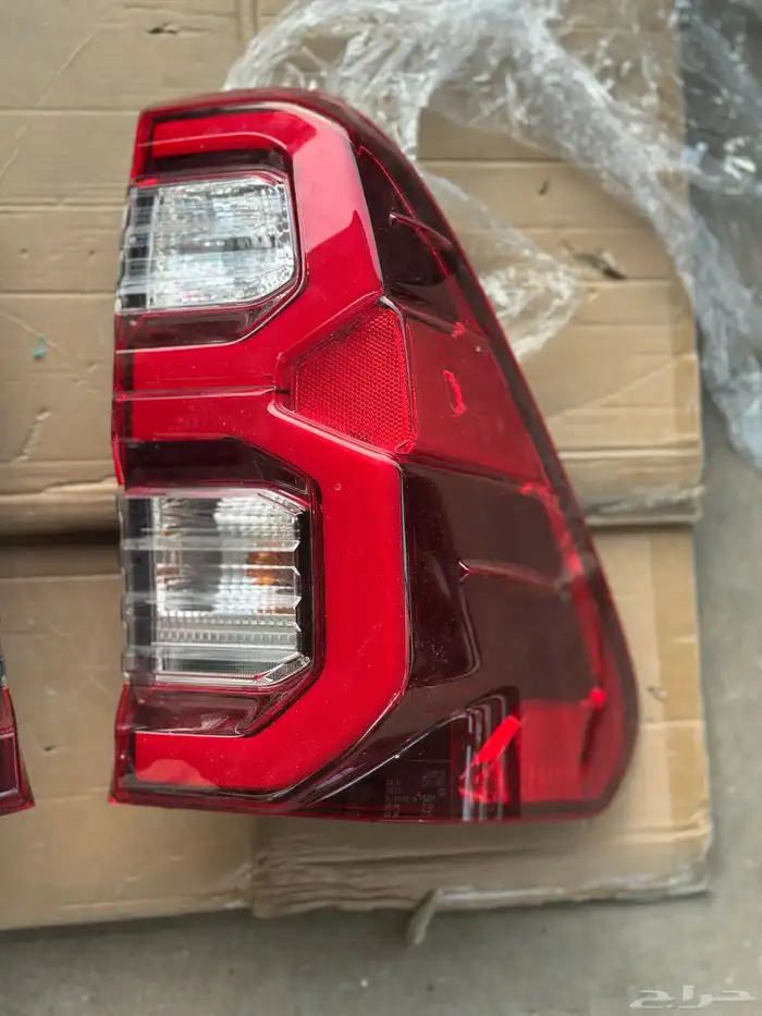 اسطبات هايلكس ليد من موديل 2016 الى 2025 2