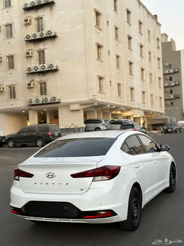 اللنترا وارد كوريا بنزين 2020 26