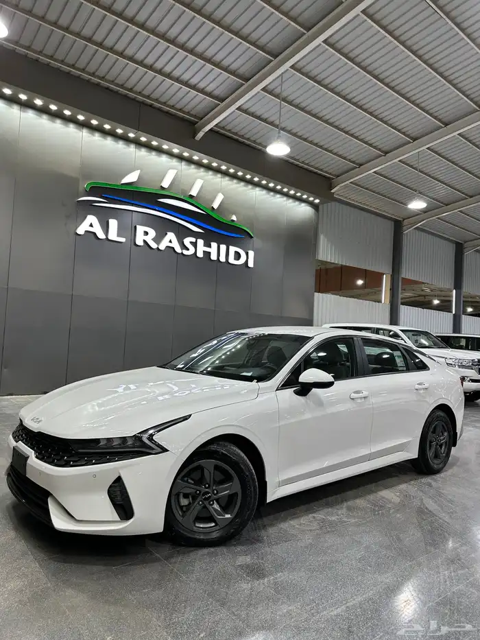 كيا K5 2022 لؤلؤي محرك كبير 2.5 لدى معرض(عبيد الرشيدي) 0