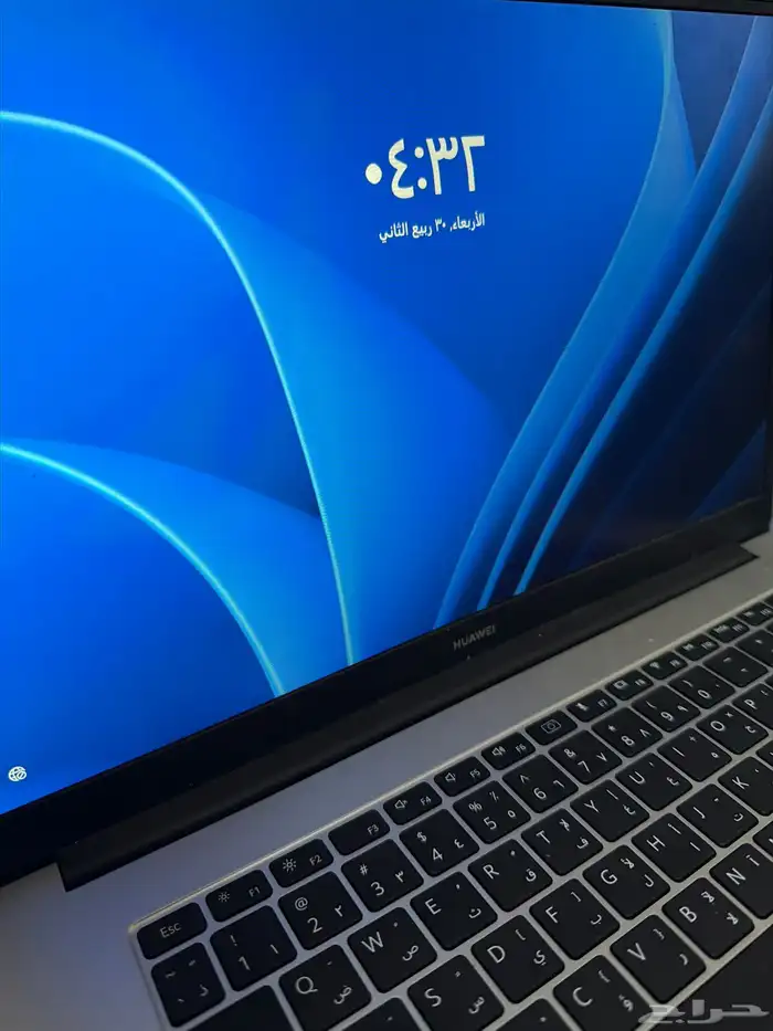 لابتوب هواوي كيبورد عربي وانقليزي سبب البيع مااحتاجه 3