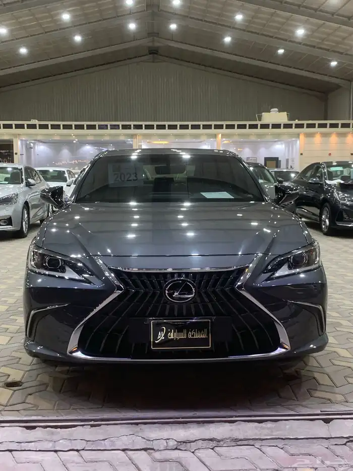 للكزس ES استاندر خليجي أربعه سلندر 0