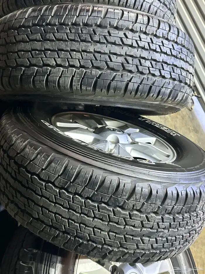 كفرات دنلوب وكاله مع جنوط جكسار وكاله مقاس 17 جيب 17