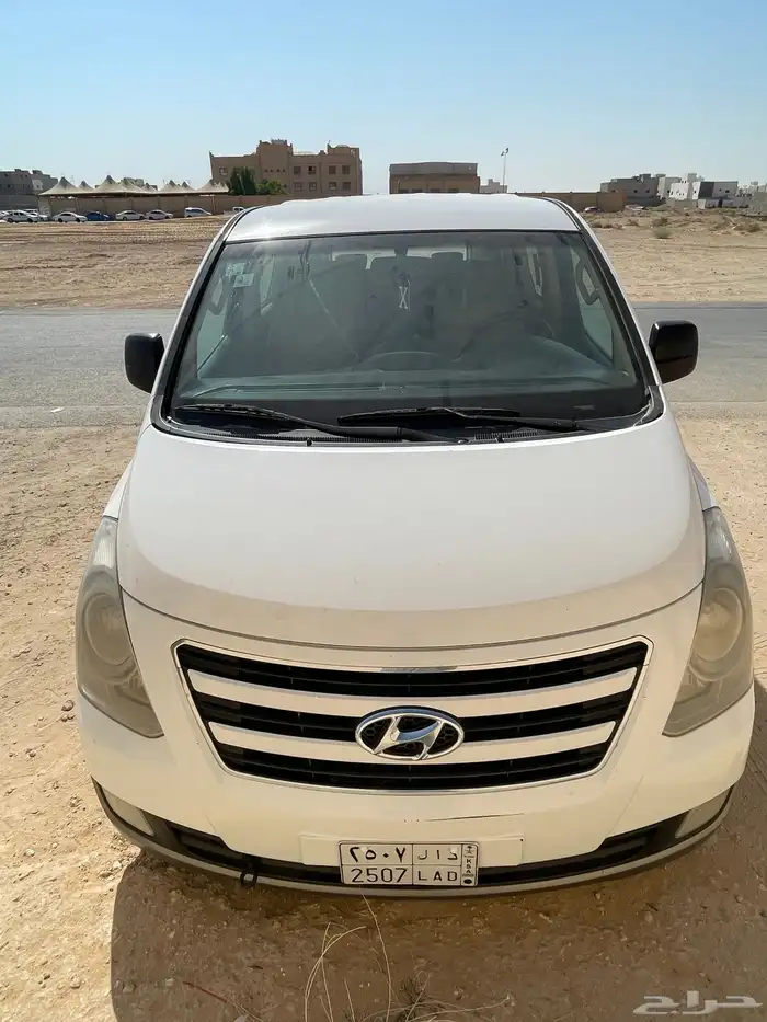 هيونداي H1 للبيع ابيض 4